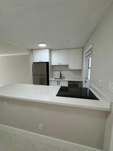 5450 Hollywood Blvd # 103, Hollywood, Flórida 33021, Estados Unidos