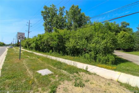 29826 Shiawassee Road, Farmington Hills, Michigan 48336, USA