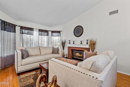 1306 Bluejay Street, Fillmore, 加州 93015, 美國
