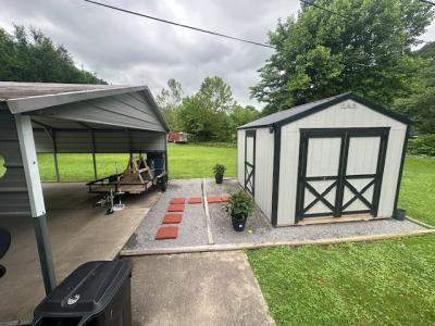 121 Souleyret Lane, Harlan, Kentucky 40831, USA