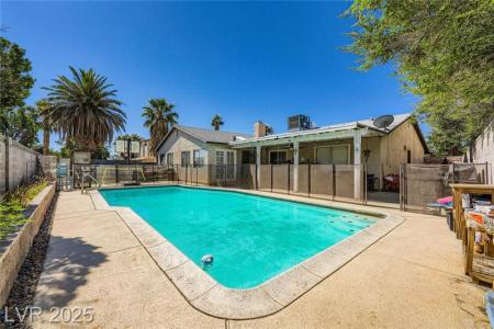 6616 Celeste Avenue, Las Vegas, Nevada 89107, Estados Unidos