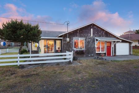 34590 Ray Avenue, Pacific City, 奧勒崗州 97135, 美國