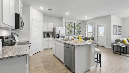 513 PENDLETON AVE, Keene, Texas 76059, Estados Unidos