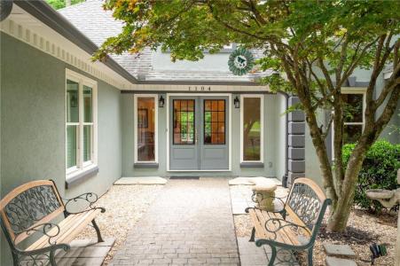 1104 Fox Lane, Woodstock, גאורגיה 30188, ארצות הברית של אמריקה