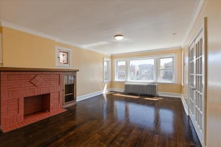 6030 N Claremont Avenue, Chicago, Illinois 60659, HOA KỲ