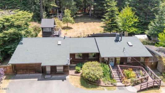 10941 Gurley Lane, Mendocino, California 95460, USA