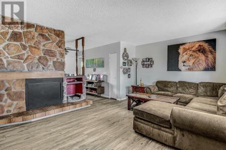 9825 91 AVENUE, Grande Prairie, Alberta T8V 0G1, Canada