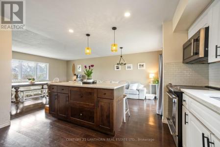 236 REID STREET, Quinte West (trenton Ward), Ontario K8V 5W3, Canadá
