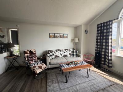 691 ELGIN HILL ROAD, Drumheller, Alberta T0J 0Y6, Canada