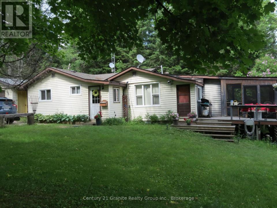 10208 COUNTY RD 503 ROAD, Highlands East (glamorgan), Ontario K0M 1R0, Canada