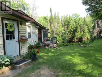 10208 COUNTY RD 503 ROAD, Highlands East (glamorgan), Ontario K0M 1R0, Canada