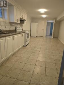 100 CROCKAMHILL DRIVE, Toronto (agincourt North), Ontario M1S 2L1, Canada