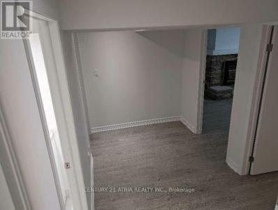 100 CROCKAMHILL DRIVE, Toronto (agincourt North), Ontario M1S 2L1, Canada