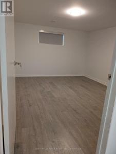 100 CROCKAMHILL DRIVE, Toronto (agincourt North), Ontario M1S 2L1, Canada