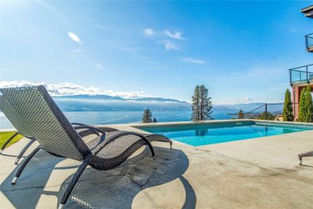 3121 THACKER DRIVE, West Kelowna, 不列颠哥伦比亚省 V1Z 1X6, 加拿大