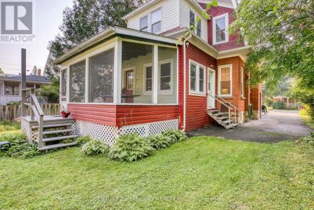 19 MARY STREET, Perth, Ontario K7H 2X1, Canada