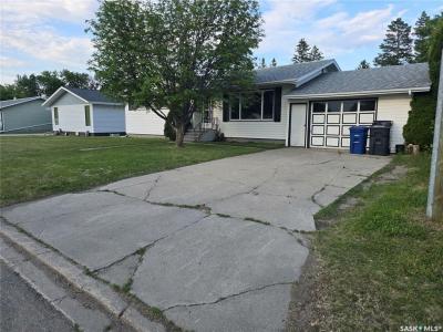 212 8TH STREET E, Wynyard, Saskatchewan S0A 4T0, Canada