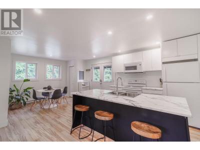 16102 3A HIGHWAY, Crawford Bay, British Columbia V0B 1E0, Canada