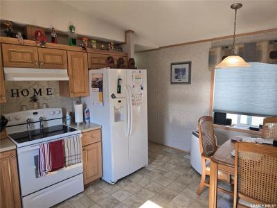 616 LITTLE QUILL AVENUE E, Wynyard, Saskatchewan S0A 4T0, Canada