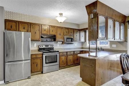 303 2ND AVENUE, Montmartre, Saskatchewan S0G 3M0, Canada