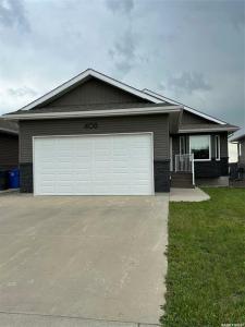408 SILLERS STREET, Estevan, Saskatchewan S4A 2Y9, Canada