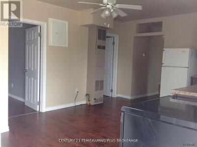 283 MERIDIAN AVENUE, Temiskaming Shores (haileybury), 安大略省 P0J 1K0, 加拿大