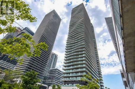 33 SHORE BREEZE DRIVE, Toronto (mimico), Ontario M8V 1A1, Canadá