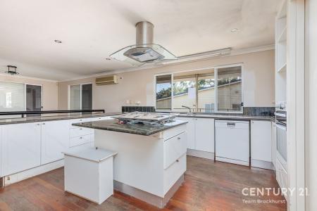21 Opal Way, Mount Richon, WA 6112, Austrália
