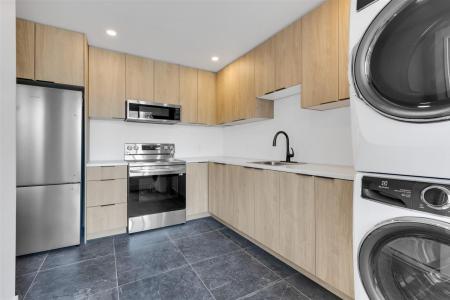 8589 Rue Clark, Montréal (Villeray/Saint-Michel/Parc-Extension), 퀘벡주 H2P 2N8, 캐나다