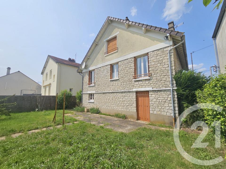 St Pierre Les Nemours, Île-de-France 77140, França