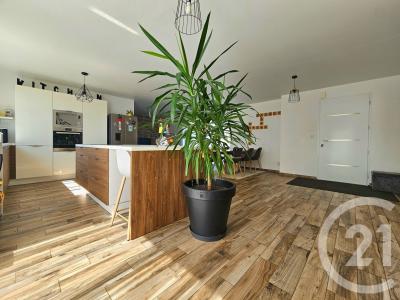 Estrees St Denis, Picardie 60190, Francia