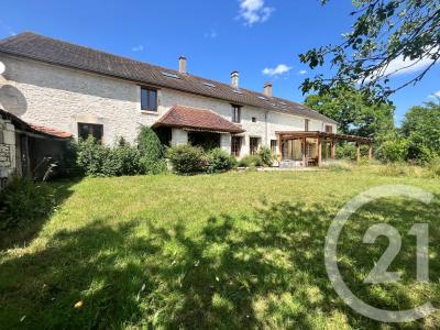 Druyes Les Belles Fontaines, Bourgogne 89560, France