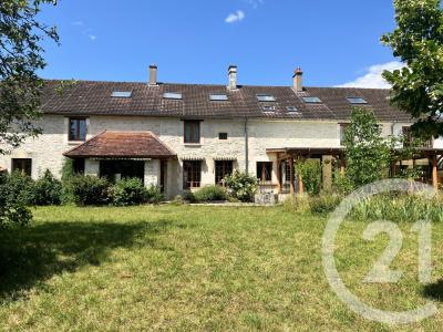 Druyes Les Belles Fontaines, Bourgogne 89560, França