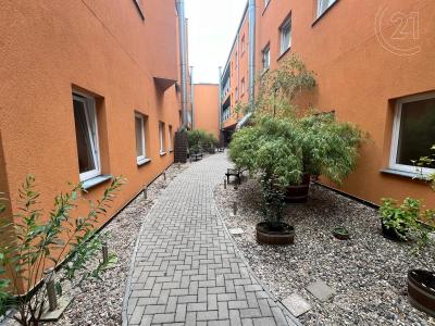 201, Slévačská, Praha, Území Hlavního Města Prahy 19800, Czech Republic
