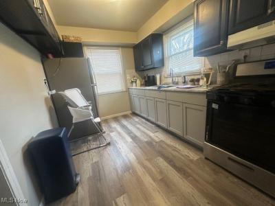 25591 Chatworth Drive, Euclid, Ohio 44117, États-Unis