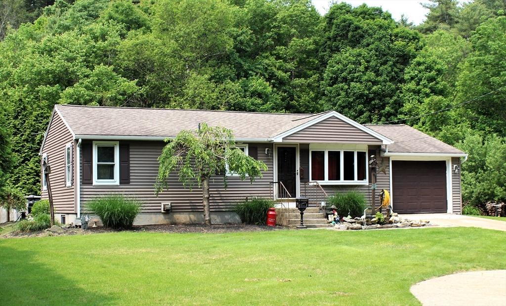 155 Old Palmer Rd, Brimfield, Massachusetts 01010, Estados Unidos