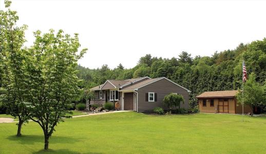 155 Old Palmer Rd, Brimfield, Massachusetts 01010, Estados Unidos