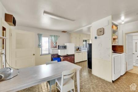 1579 S 1000 W, Salt Lake City, 猶他州 84104, 美國