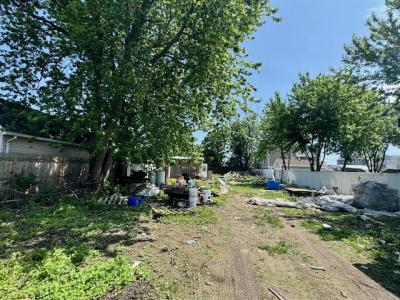 120 East 8th Road, Broad Channel, New York 11693, États-Unis