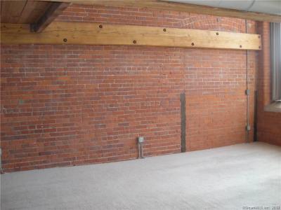 68 Thermos Avenue 111A, Norwich, コネティカット 06360, アメリカ合衆国