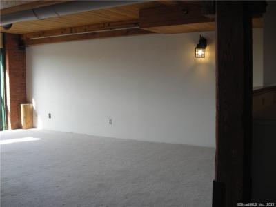68 Thermos Avenue 111A, Norwich, コネティカット 06360, アメリカ合衆国