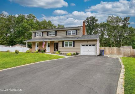 15 Liverpool Court, Toms River, نيو جيرسي 08753, الولايات المتحدة
