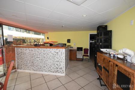 1710 Oak Tree Road, Edison, New Jersey 08820, États-Unis