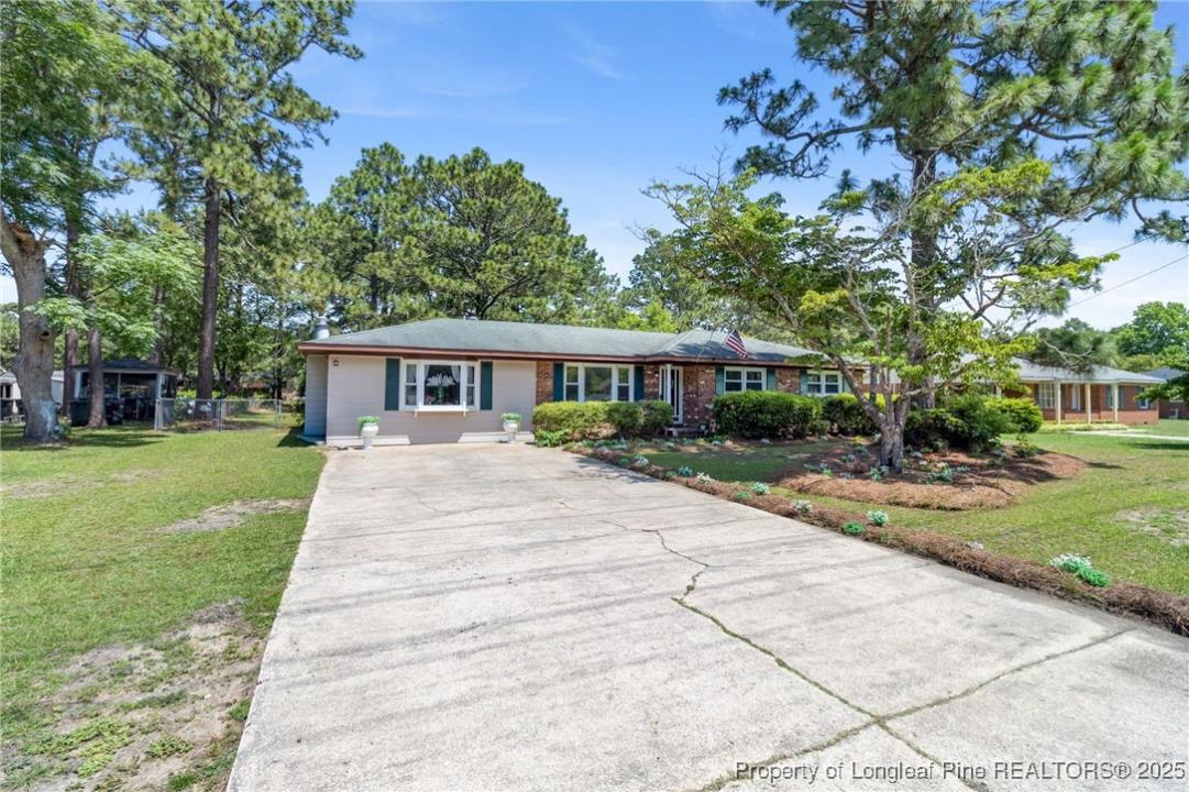 1000 Kaywood Drive, Fayetteville, North Carolina 28311