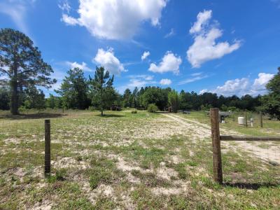 215 Coconut St , Pomona Park, Florida 32181, USA