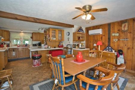 6 Charlton Circle, Nashua, New Hampshire 03060