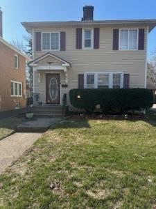 423 Hull Court, Waukegan, Illinois 60085, USA