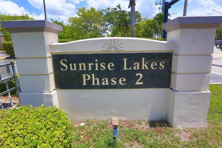 8225 Sunrise Lakes Blvd #305, Sunrise, Flórida 33322, Estados Unidos