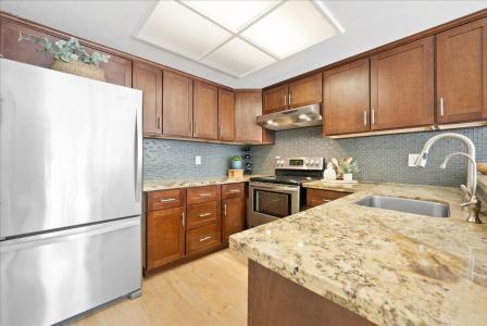 115 Valley Oak Drive, Roseville, קליפורניה 95678, ארצות הברית של אמריקה 