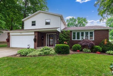 6929 Sunnydale Drive, Niagara, NY 14304, USA